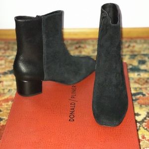 Donald Pliner - Cherieks 08 bootie